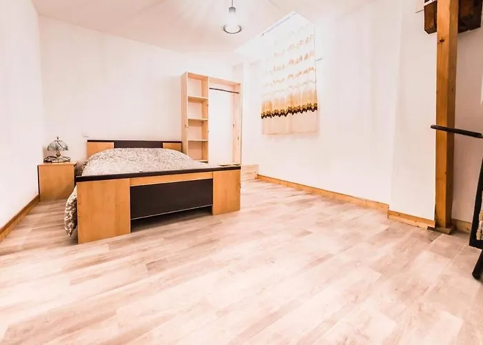 Grande Maison De Villa