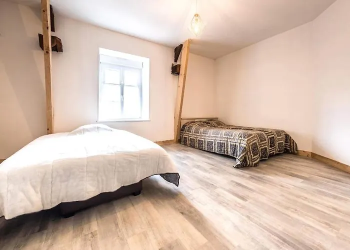 Villa Grande Maison De *